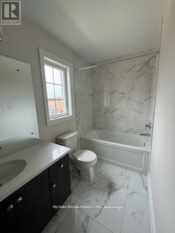 Coach House - 3570 Bur Oak Avenue, Markham, Ontario  L6B 0A8 - Photo 5 - N13021594