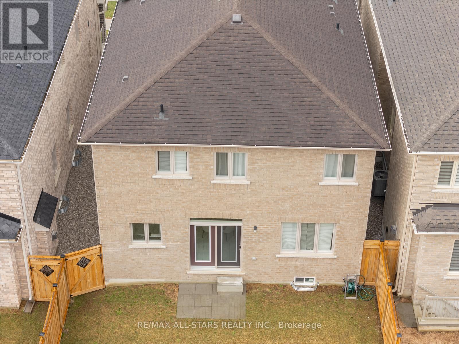 214 Fallharvest Way, Whitchurch-Stouffville, Ontario  L4A 5C2 - Photo 43 - N13000738