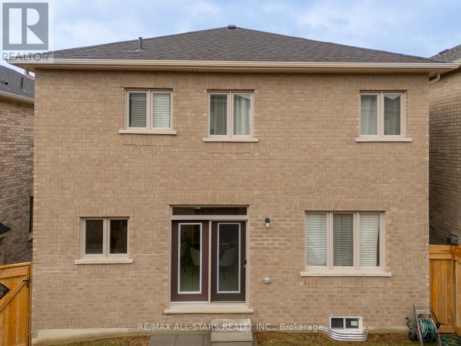 214 Fallharvest Way, Whitchurch-Stouffville, Ontario  L4A 5C2 - Photo 38 - N13000738