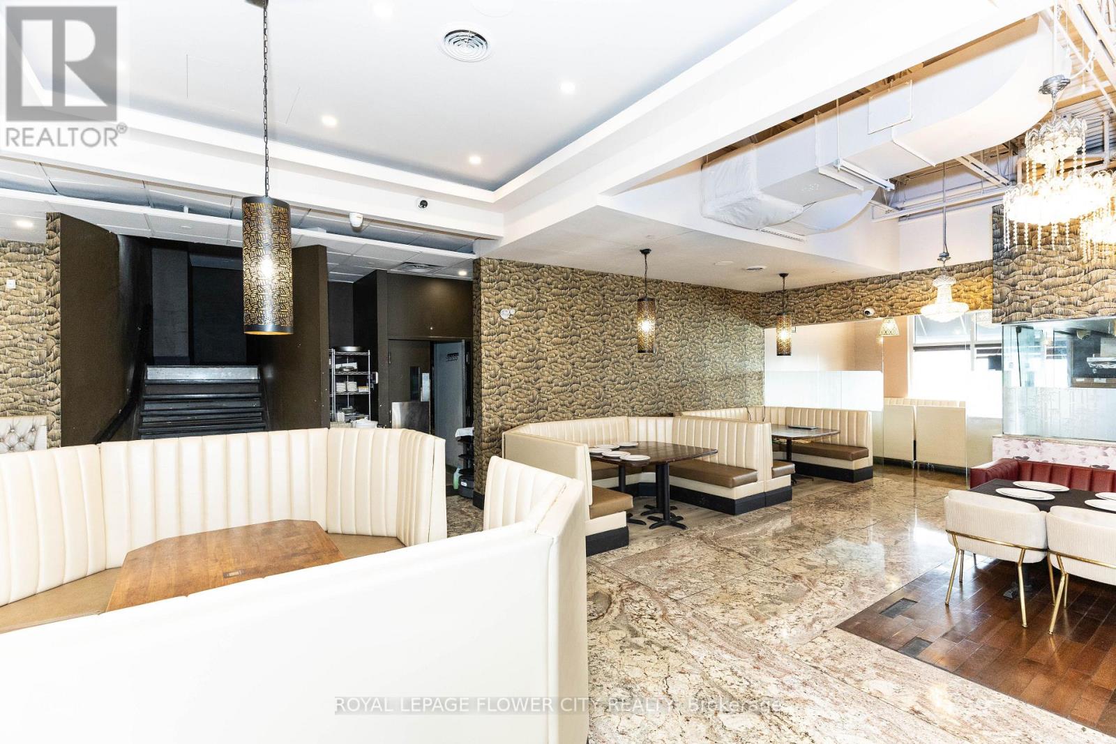 102 - 15 Gateway Boulevard, Brampton, Ontario  L6T 0H4 - Photo 11 - W13007942