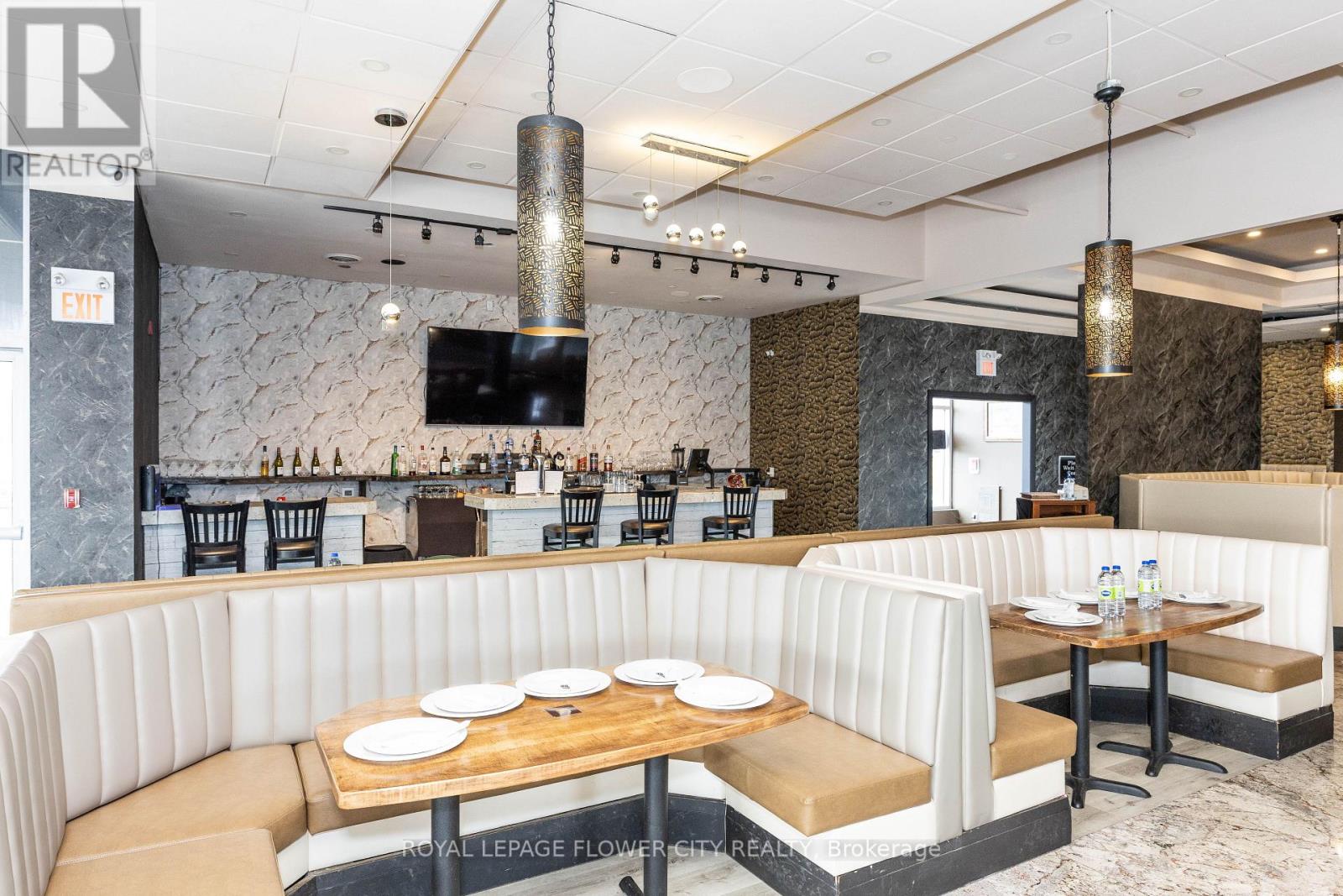 102 - 15 Gateway Boulevard, Brampton, Ontario  L6T 0H4 - Photo 7 - W13007942