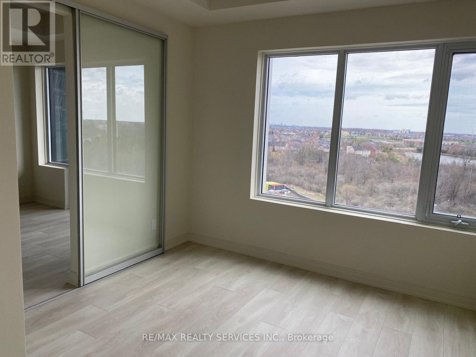 805b - 8020 Derry Cross W, Milton, Ontario  L9T 8A7 - Photo 5 - W13020030