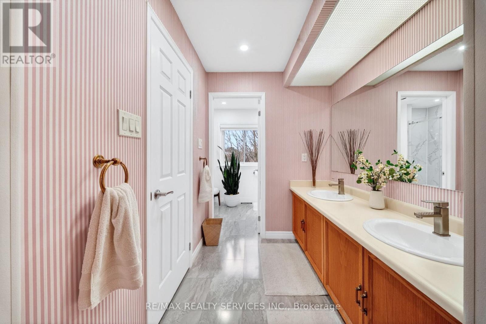 52 Nottingham Crescent, Brampton, Ontario  L6S 4G4 - Photo 30 - W13020936