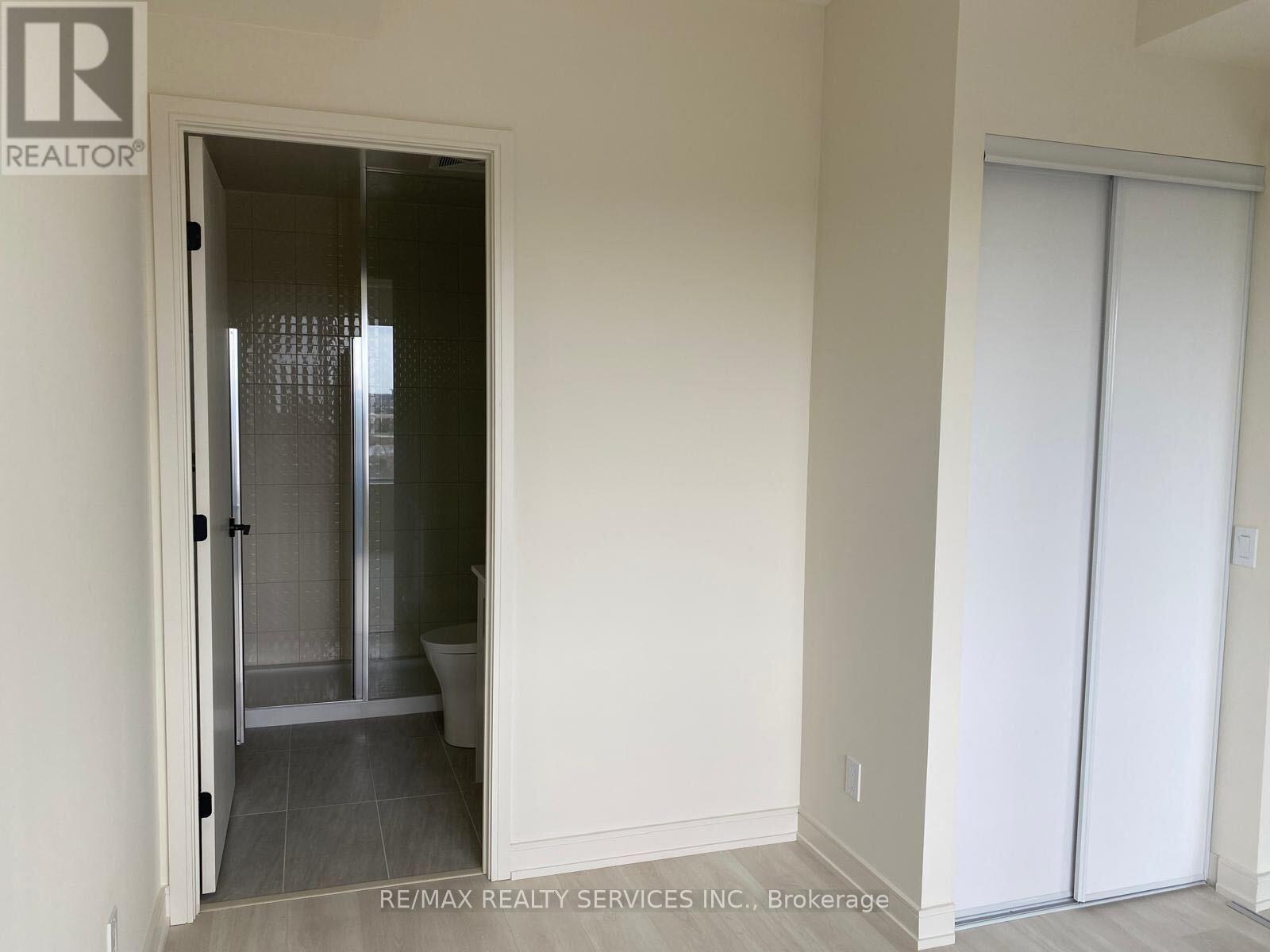 805b - 8020 Derry Cross W, Milton, Ontario  L9T 8A7 - Photo 6 - W13020030