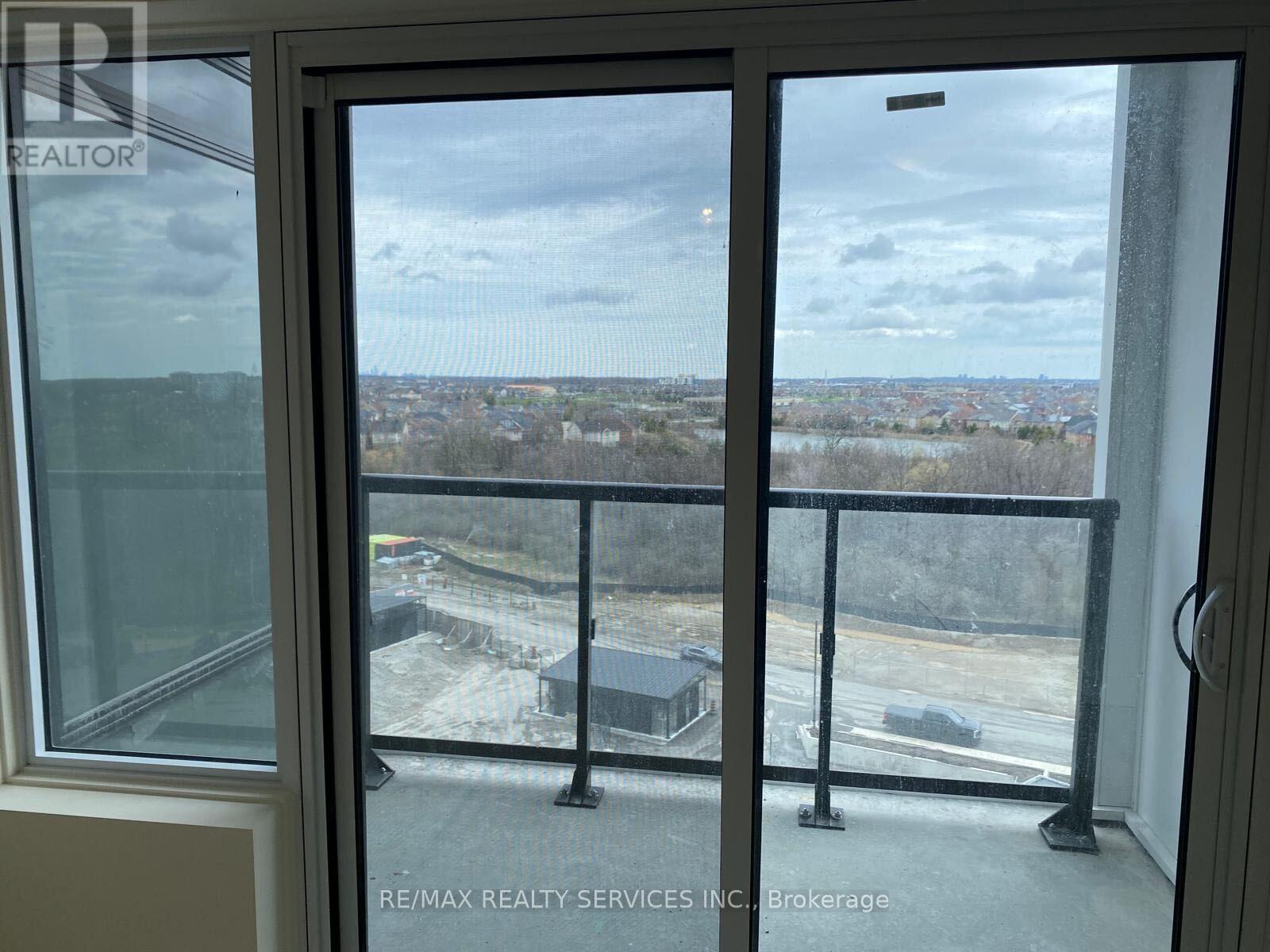 805b - 8020 Derry Cross W, Milton, Ontario  L9T 8A7 - Photo 8 - W13020030