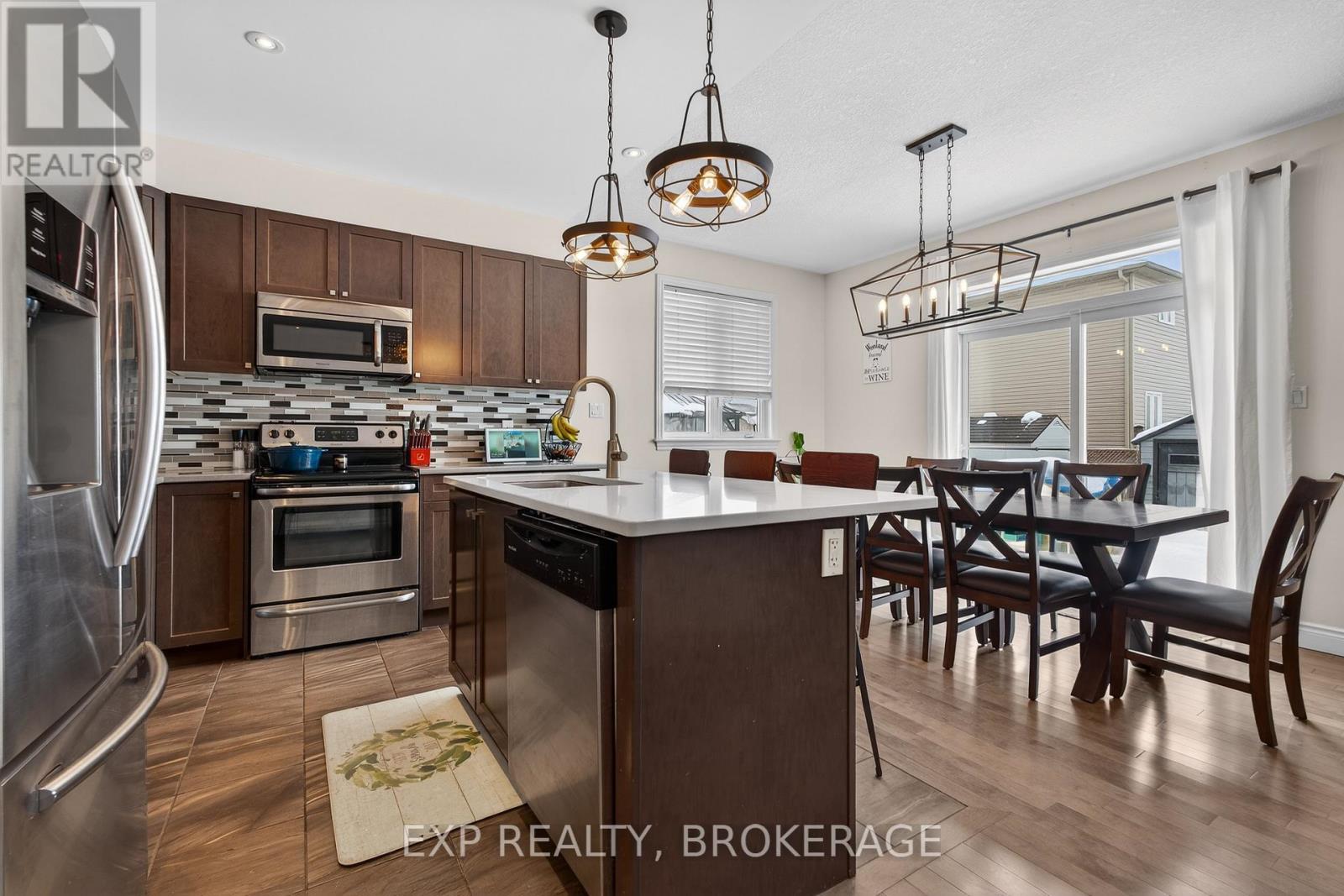 160 Mcdonough Crescent, Loyalist, Ontario  K7N 0B3 - Photo 14 - X12939520