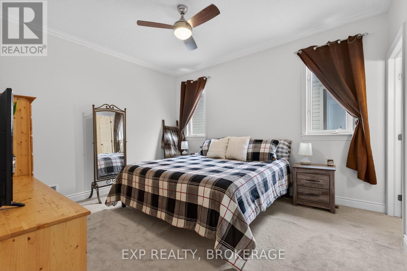 160 Mcdonough Crescent, Loyalist, Ontario  K7N 0B3 - Photo 16 - X12939520