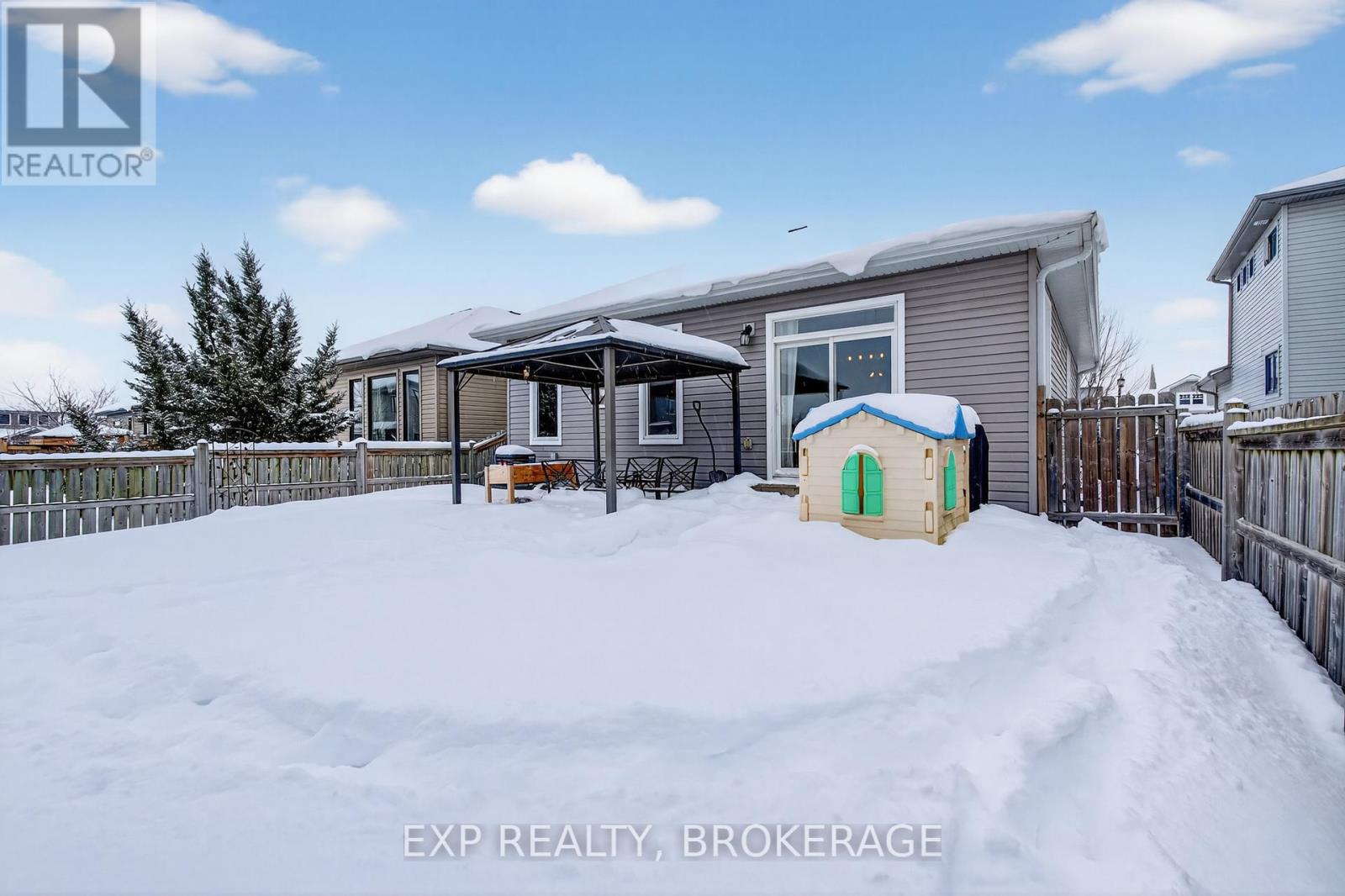 160 Mcdonough Crescent, Loyalist, Ontario  K7N 0B3 - Photo 27 - X12939520
