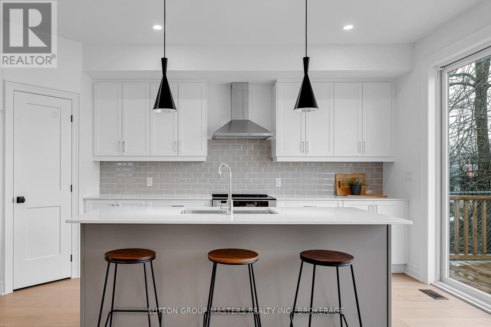 264 Old Kiln Crescent, Kingston, Ontario  K7K 0L7 - Photo 4 - X12984586