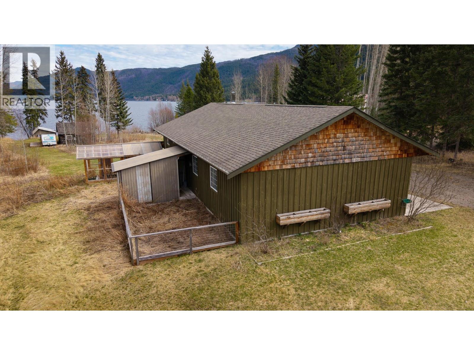 7307 S Canim Lake Road, Canim Lake, British Columbia  V0K 1J0 - Photo 3 - R3096927