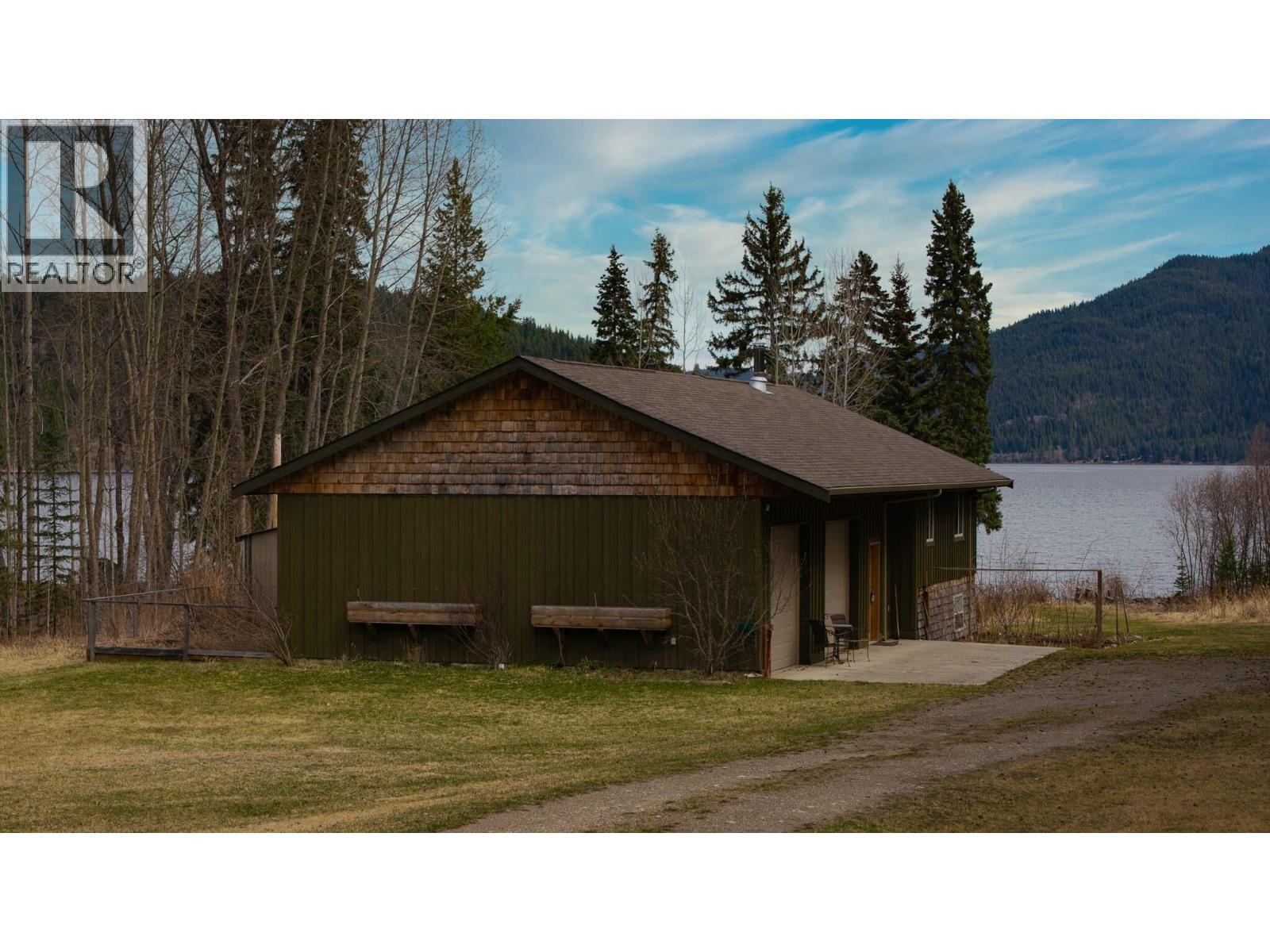 7307 S Canim Lake Road, Canim Lake, British Columbia  V0K 1J0 - Photo 4 - R3096927