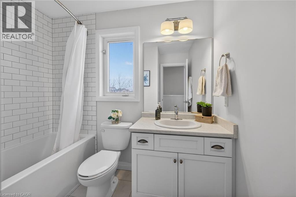 35 Midhurst Heights Unit# 33, Stoney Creek, Ontario  L8J 0K9 - Photo 26 - 40811450