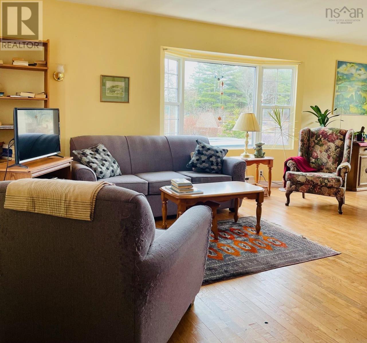 63 Knickle Road, Lunenburg, Nova Scotia  B0J 2C0 - Photo 13 - 202608022