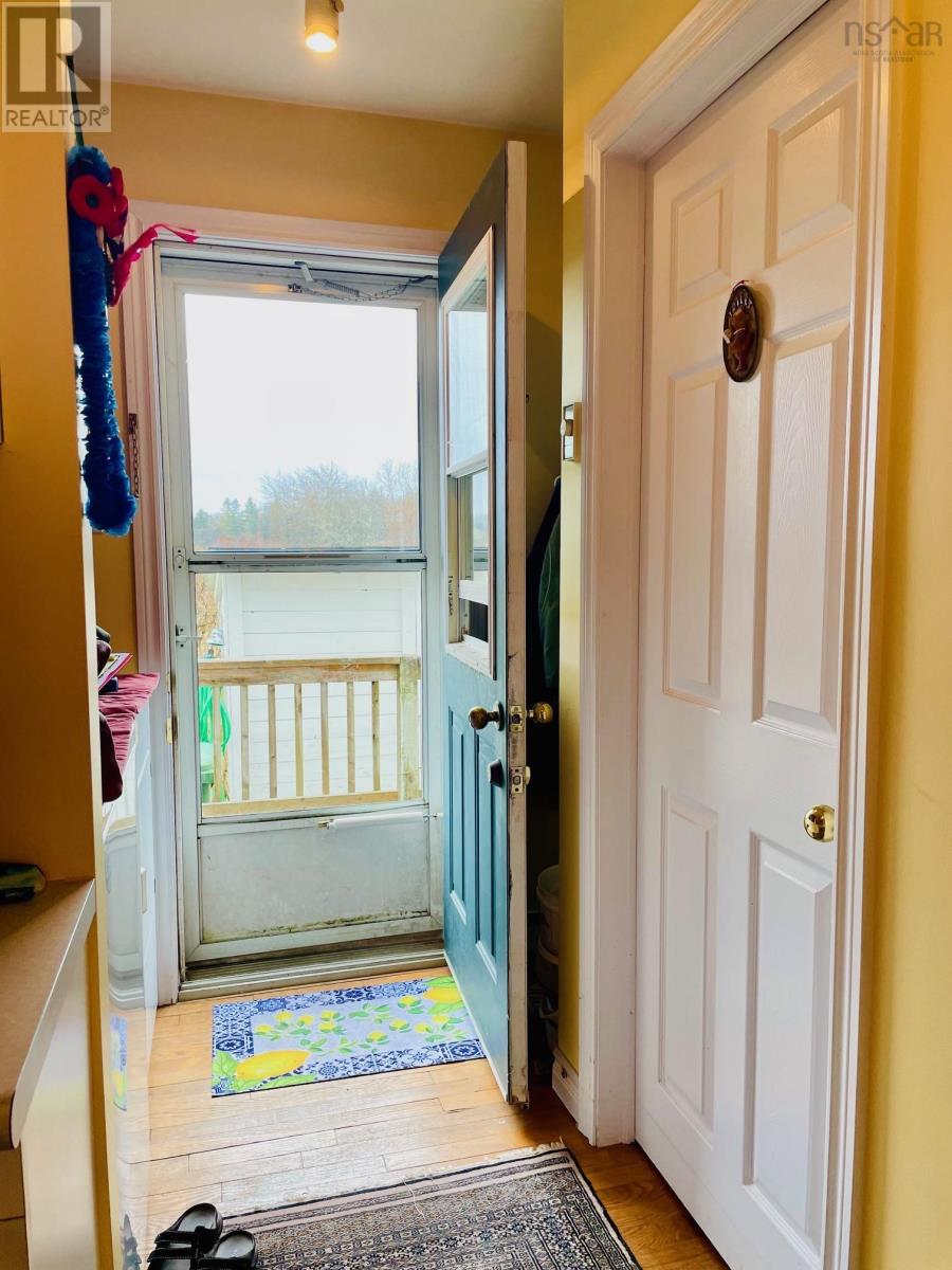 63 Knickle Road, Lunenburg, Nova Scotia  B0J 2C0 - Photo 26 - 202608022