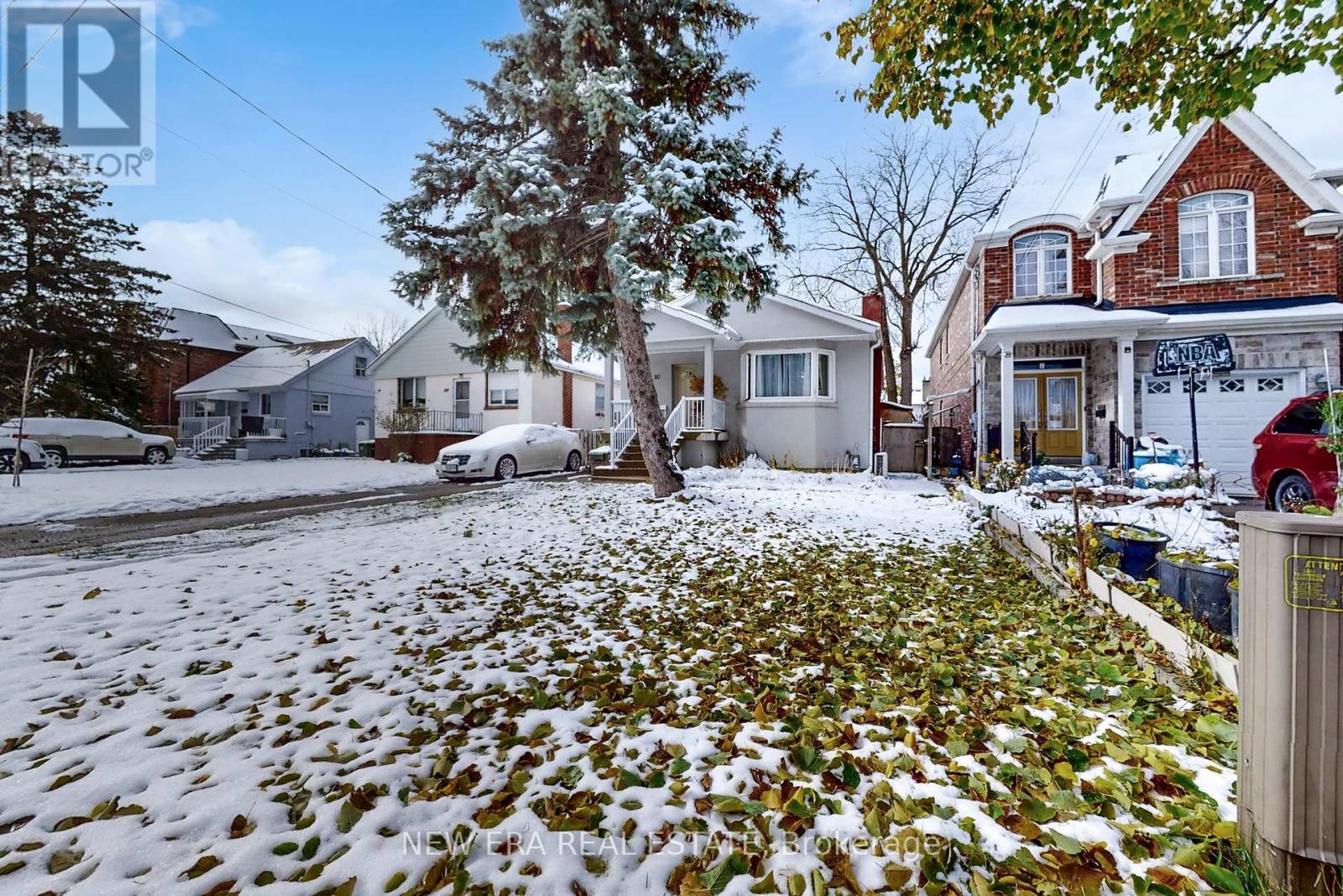 80 Renfield Street, Toronto, Ontario  M6M 4V7 - Photo 2 - W13021626