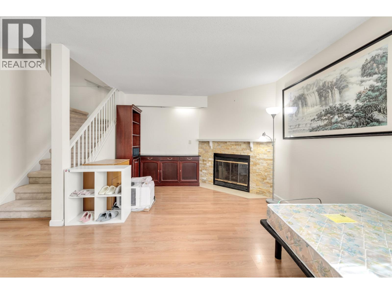 5 7240 Langton Road, Richmond, British Columbia  V7C 4B2 - Photo 5 - R3113457