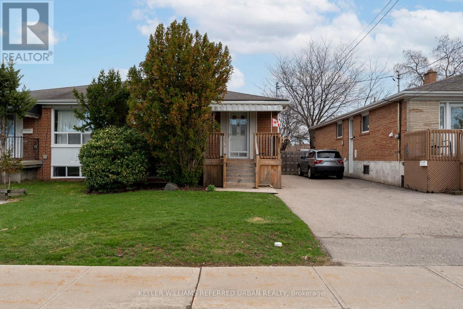 49 Navenby Crescent, Toronto, Ontario  M9L 1B3 - Photo 3 - W13021740