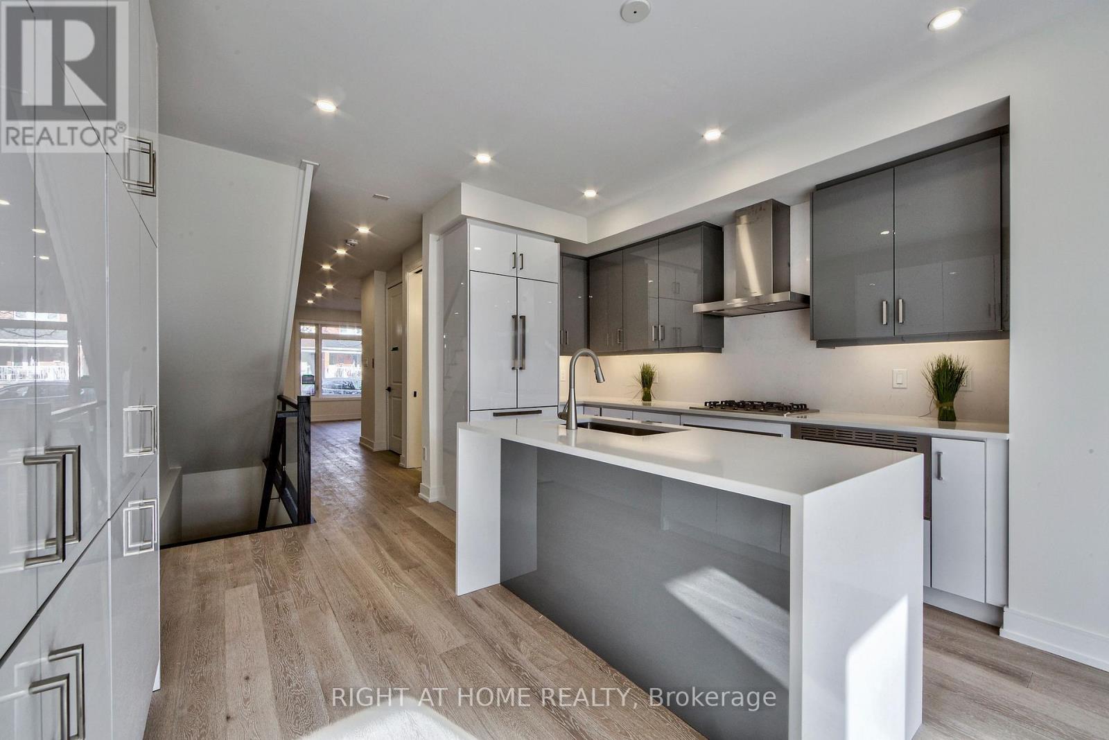 198 Mcroberts Avenue, Toronto, Ontario  M6E 4P5 - Photo 5 - W13021746