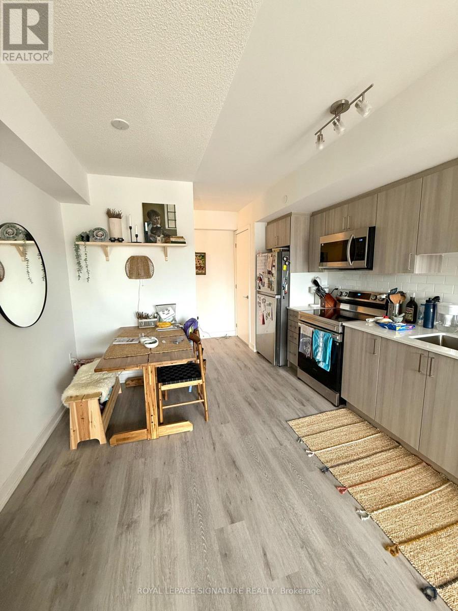 321 - 556 Marlee Avenue, Toronto, Ontario  M6B 0B1 - Photo 2 - W13021762