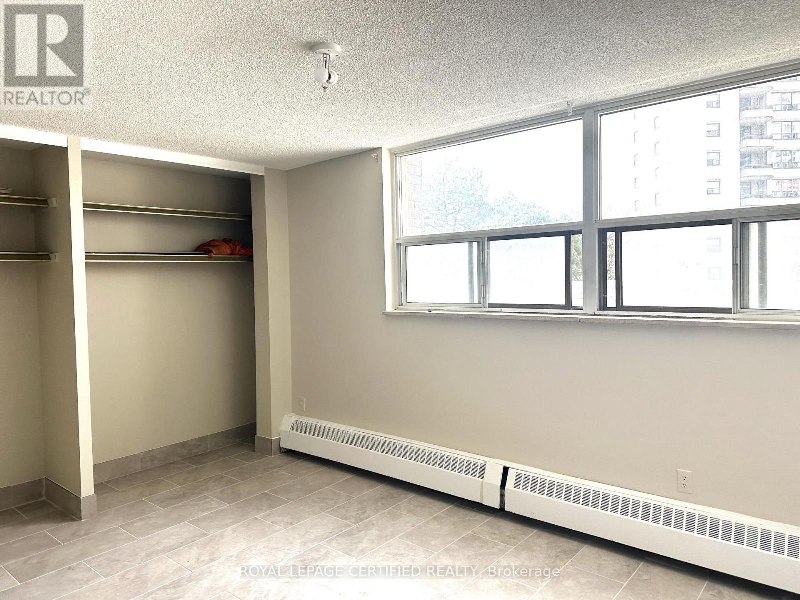 208 - 380 Dixon Road, Toronto, Ontario  M9R 1T3 - Photo 10 - W13021796