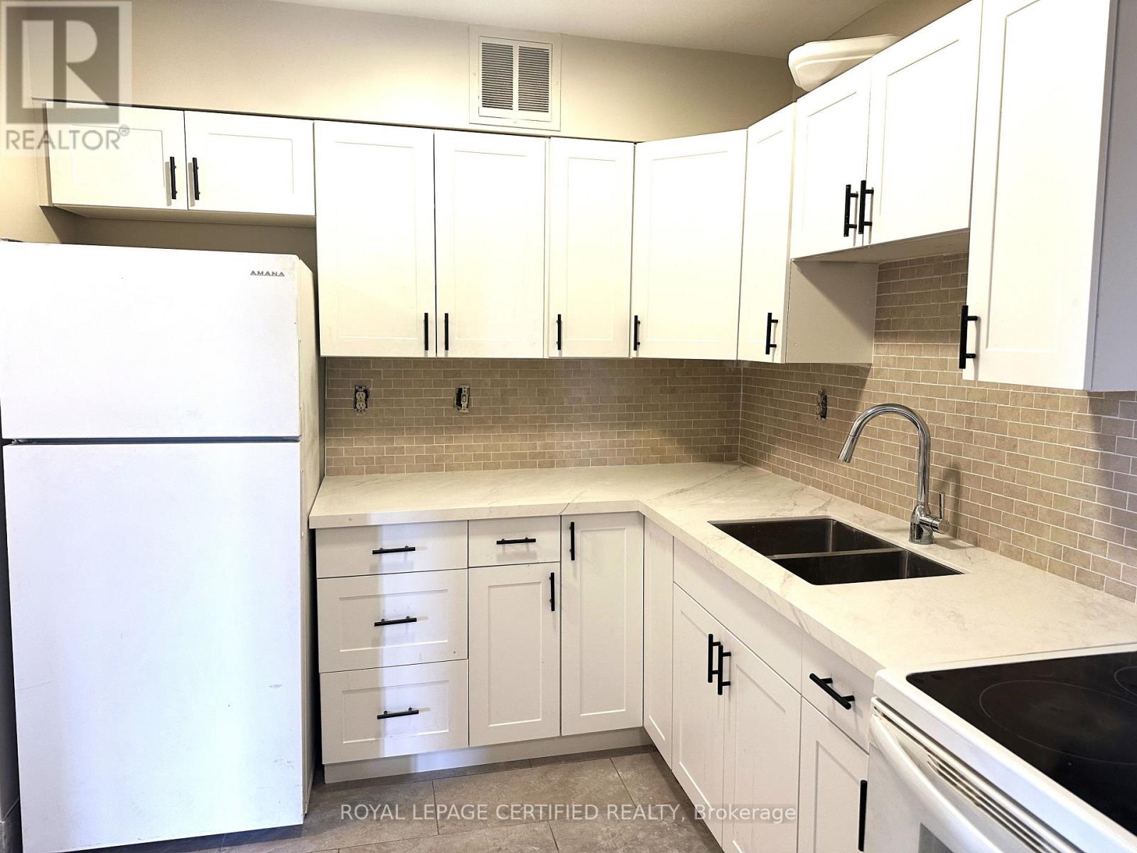 208 - 380 Dixon Road, Toronto, Ontario  M9R 1T3 - Photo 3 - W13021796