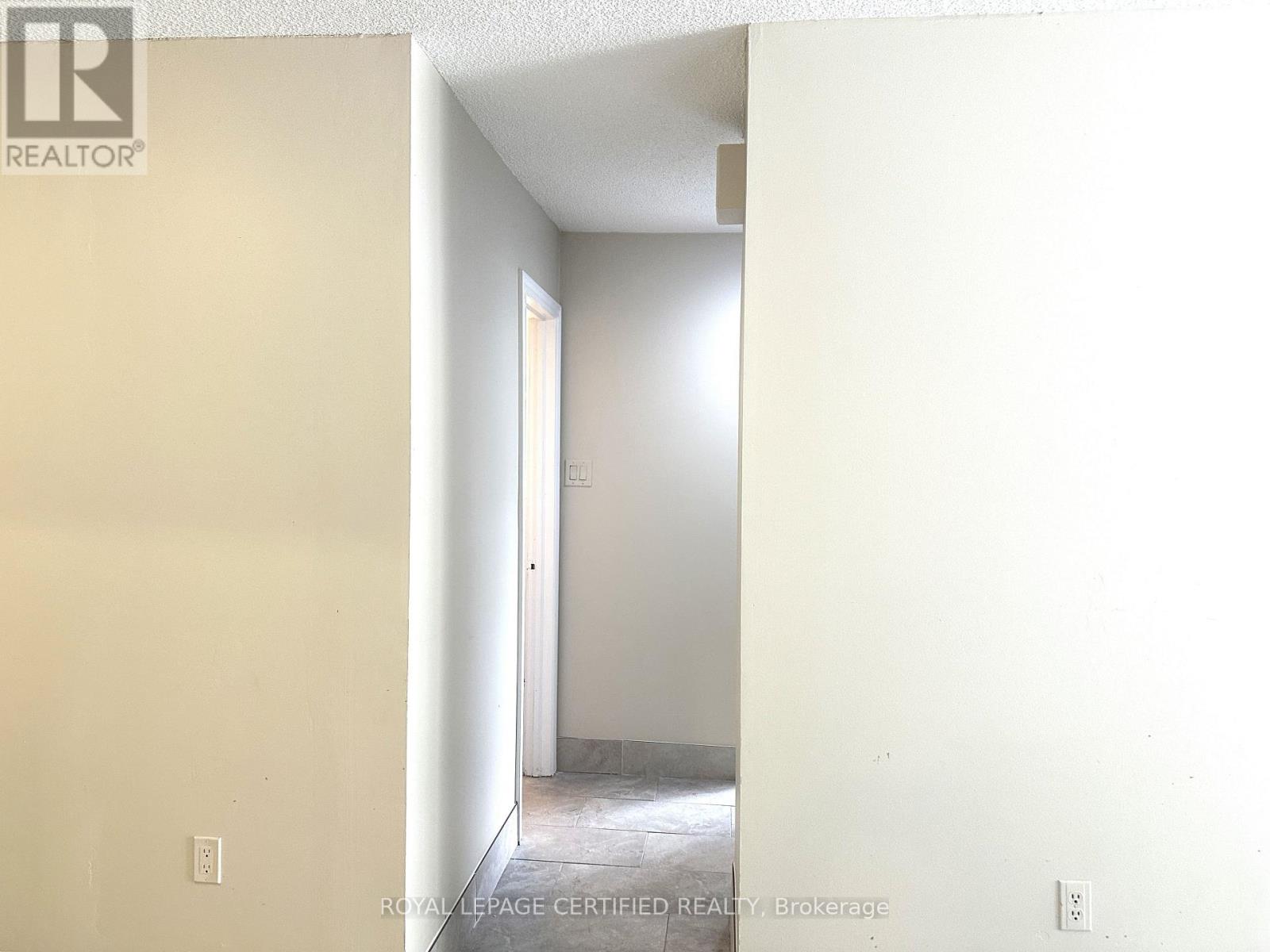 208 - 380 Dixon Road, Toronto, Ontario  M9R 1T3 - Photo 9 - W13021796