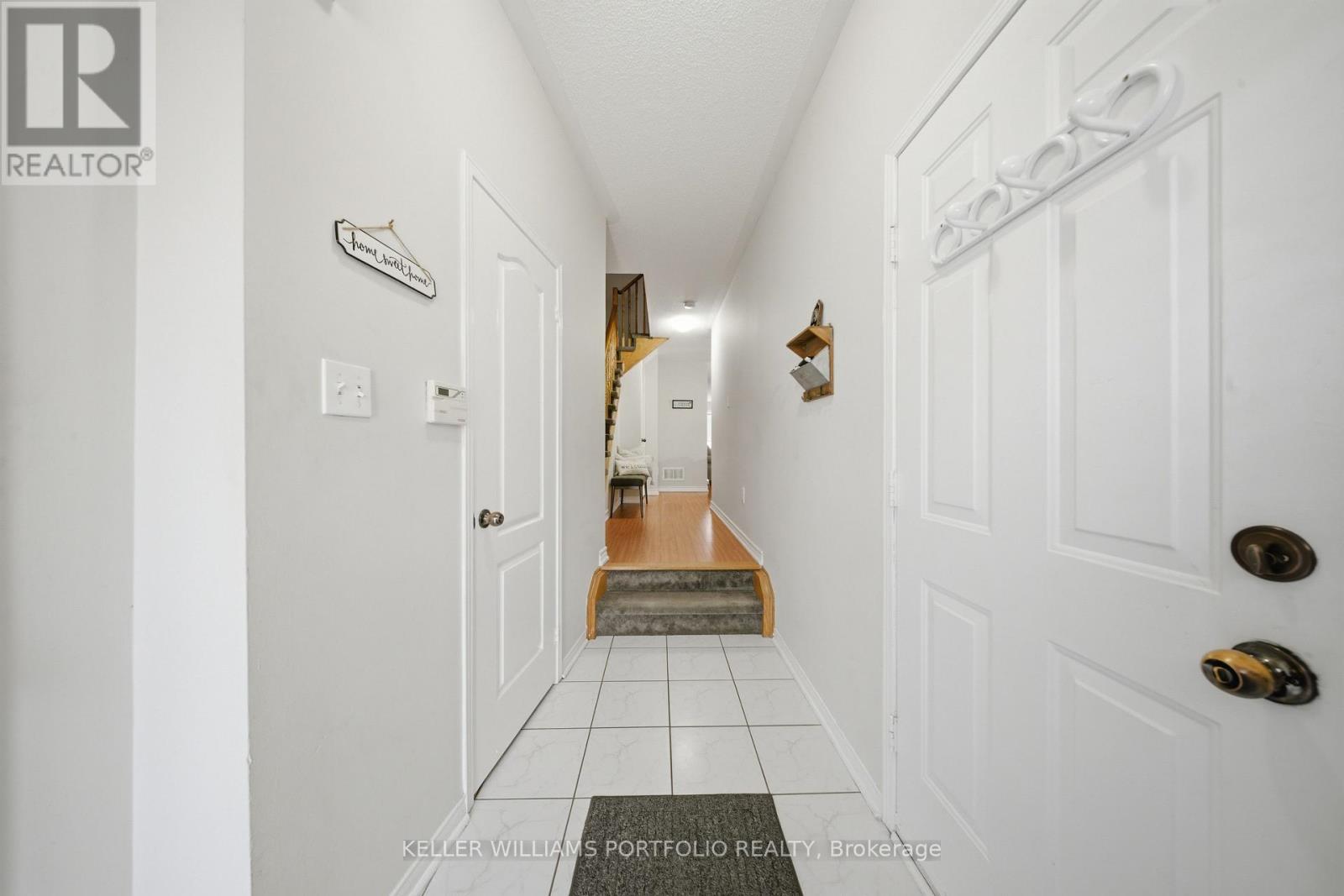 34 - 1588 South Parade Court, Mississauga, Ontario  L5M 6E7 - Photo 6 - W13021808