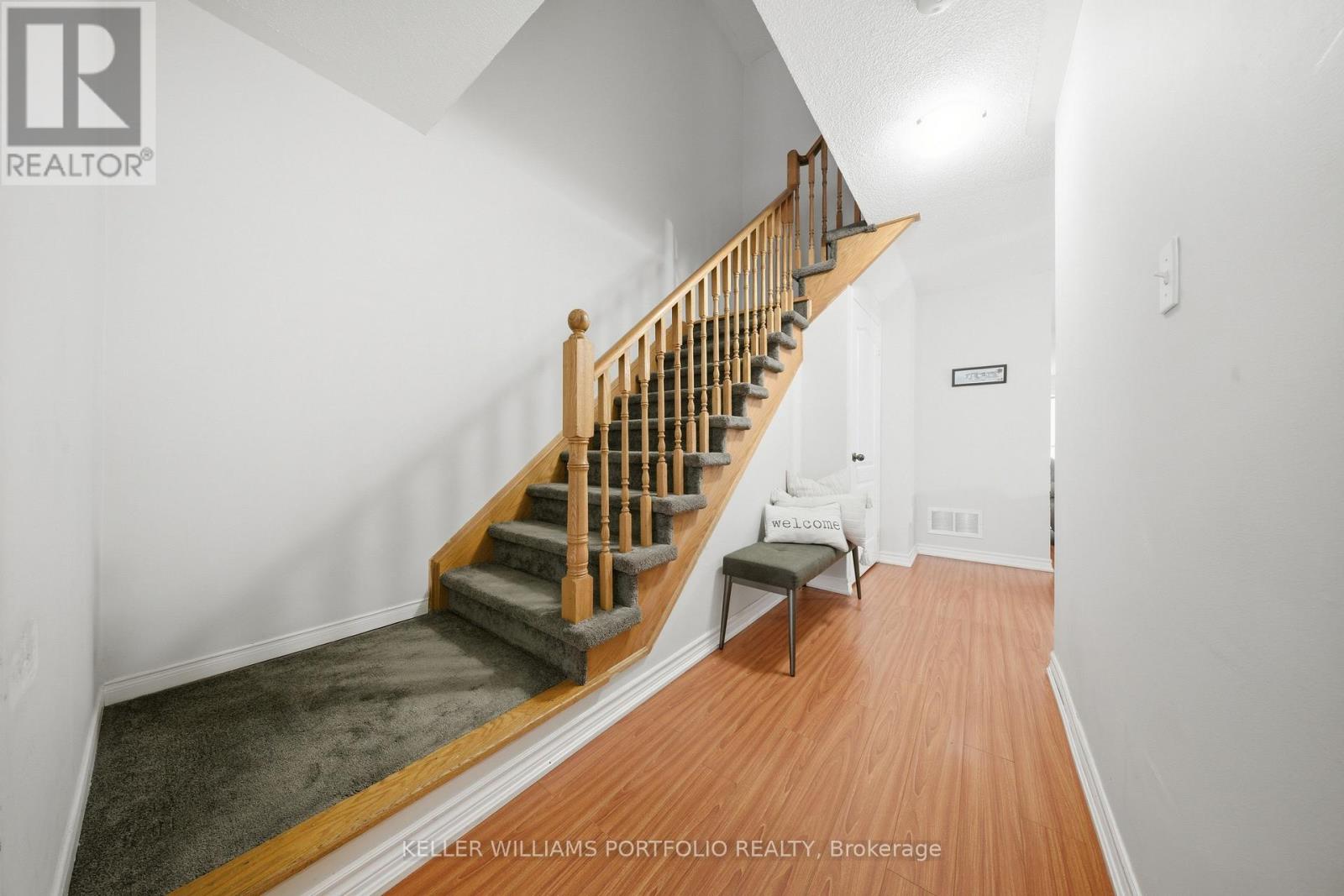 34 - 1588 South Parade Court, Mississauga, Ontario  L5M 6E7 - Photo 8 - W13021808