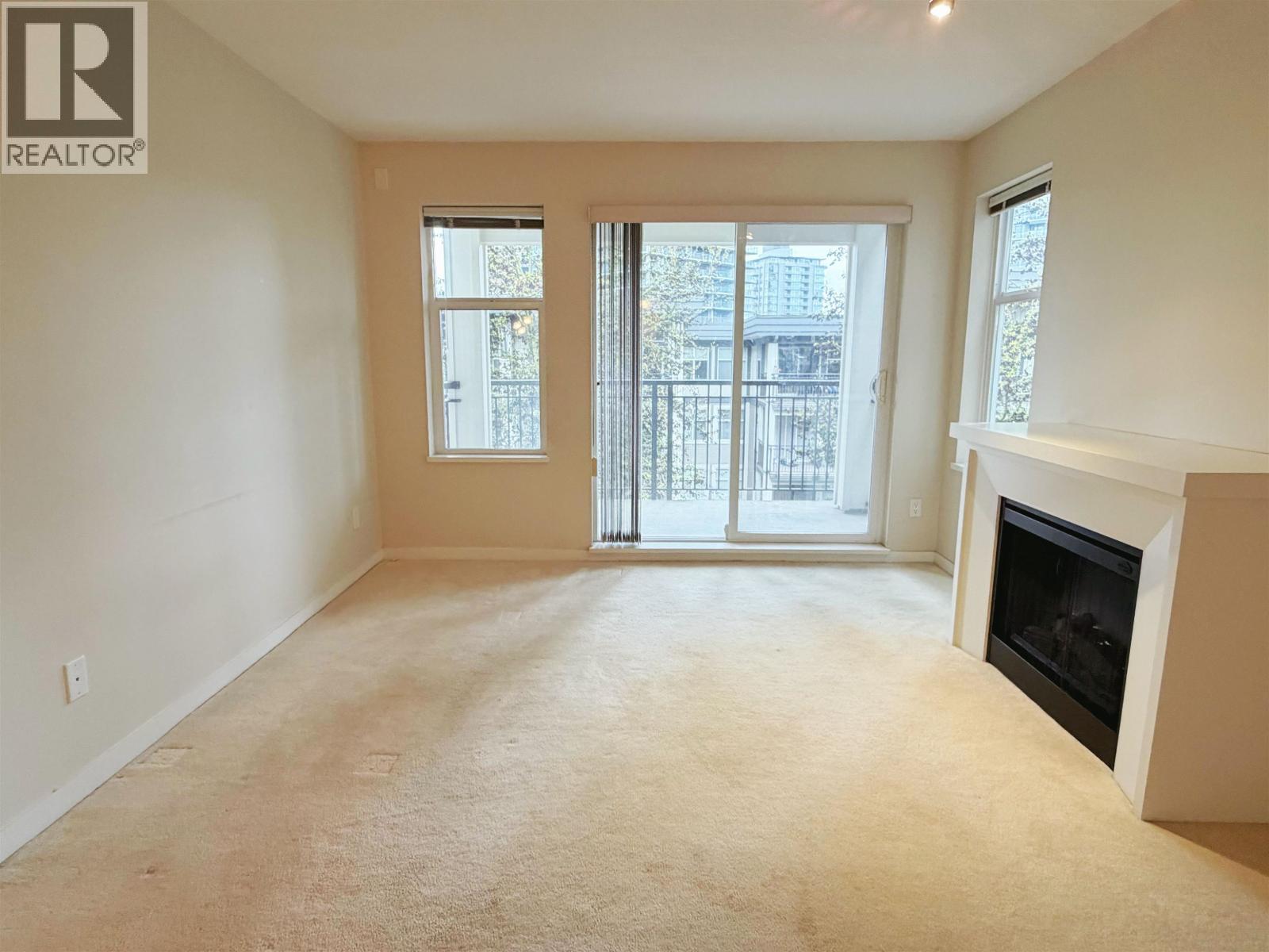 313 4833 Brentwood Drive, Burnaby, British Columbia  V5C 0C3 - Photo 9 - R3113392