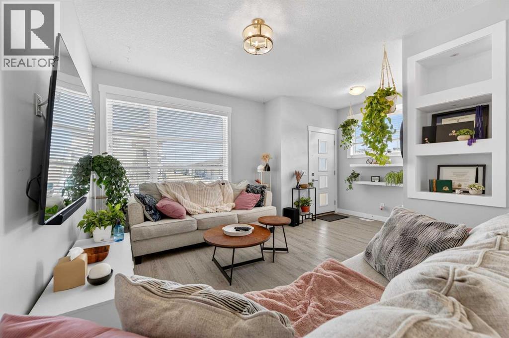 29 Skyview Parade NE, Calgary, Alberta  T3N 0V4 - Photo 4 - A2301319