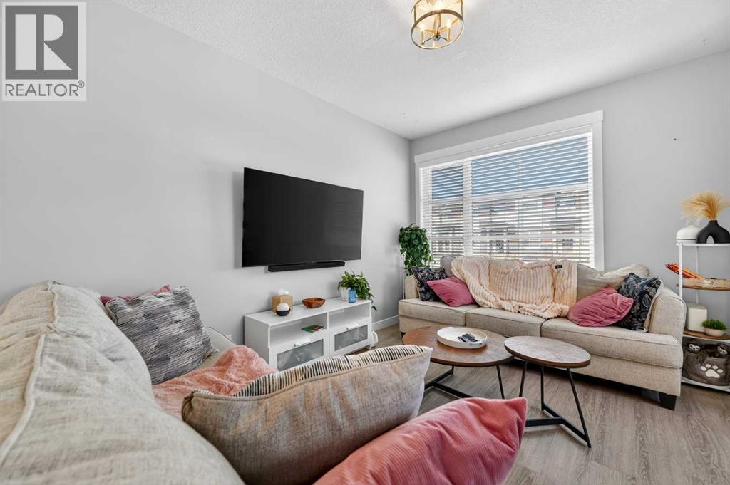 29 Skyview Parade NE, Calgary, Alberta  T3N 0V4 - Photo 6 - A2301319