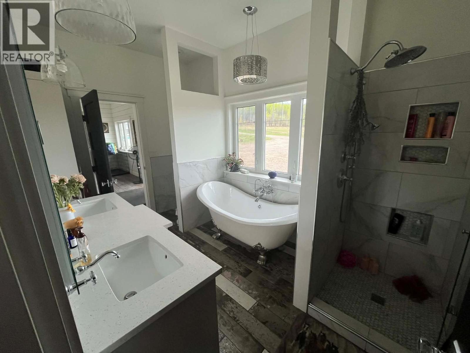 610 Cowie Creek Road, Chetwynd, British Columbia  V0C 1J0 - Photo 15 - 10377488