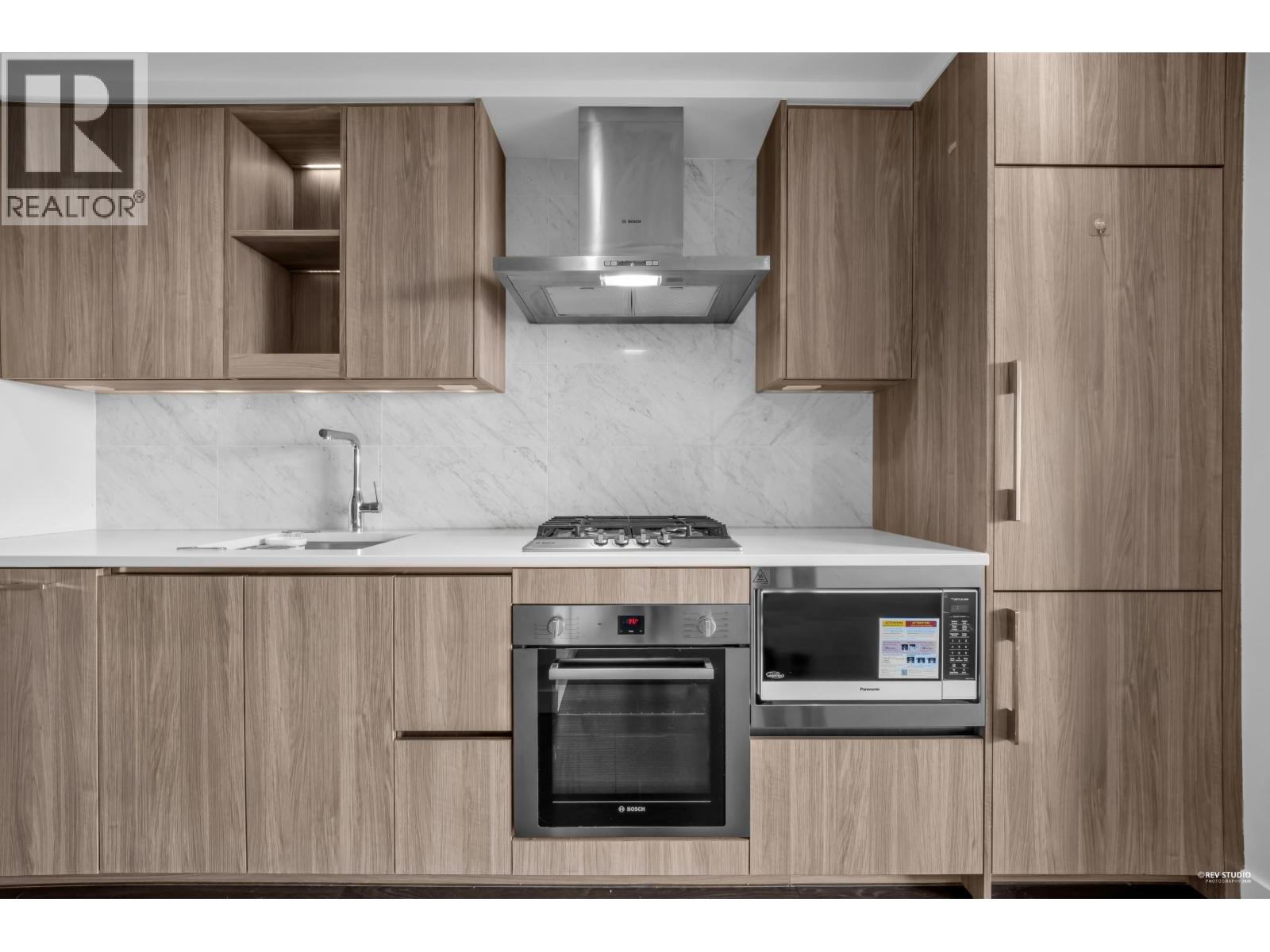 2009 4730 Lougheed Highway, Burnaby, British Columbia  V5C 0M9 - Photo 4 - R3113395