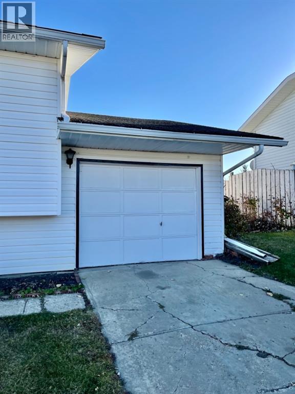 9303 93 Street, Lac La Biche, Alberta  T0A 2C0 - Photo 30 - A2303583