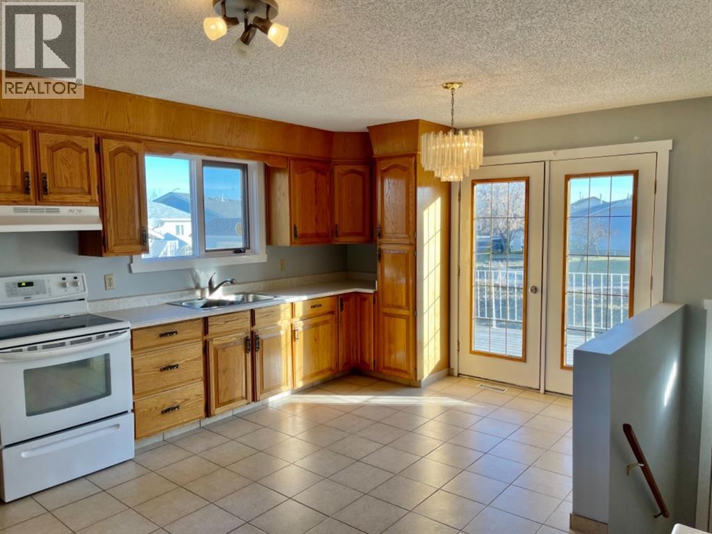 9303 93 Street, Lac La Biche, Alberta  T0A 2C0 - Photo 4 - A2303583