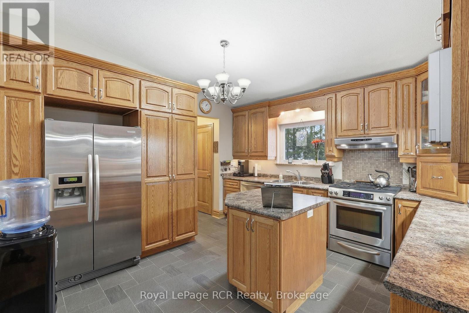 3 Woodland Court, South Bruce, Ontario  N0G 2V0 - Photo 14 - X12901816