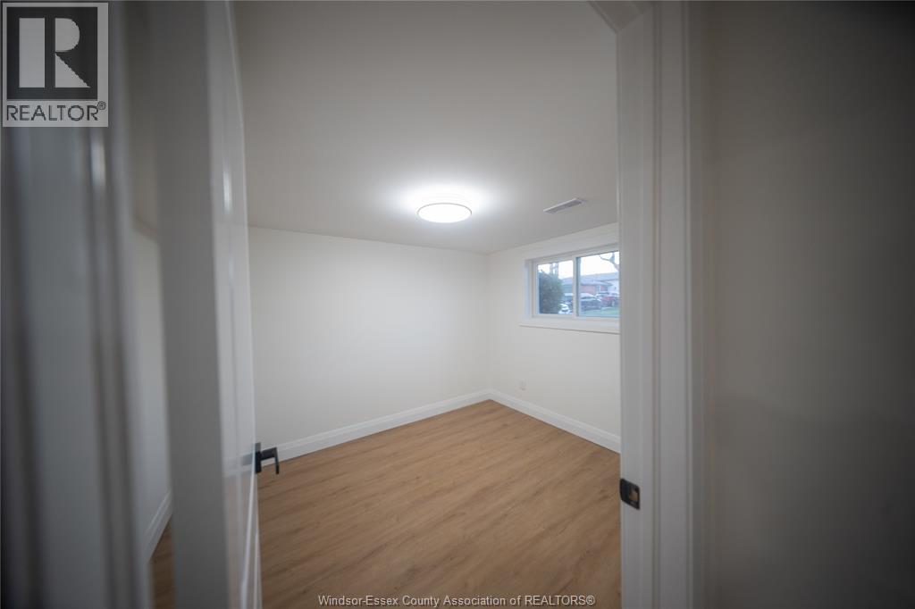 9691 Avery Lane, Windsor, Ontario  N8R 2C1 - Photo 22 - 26008672