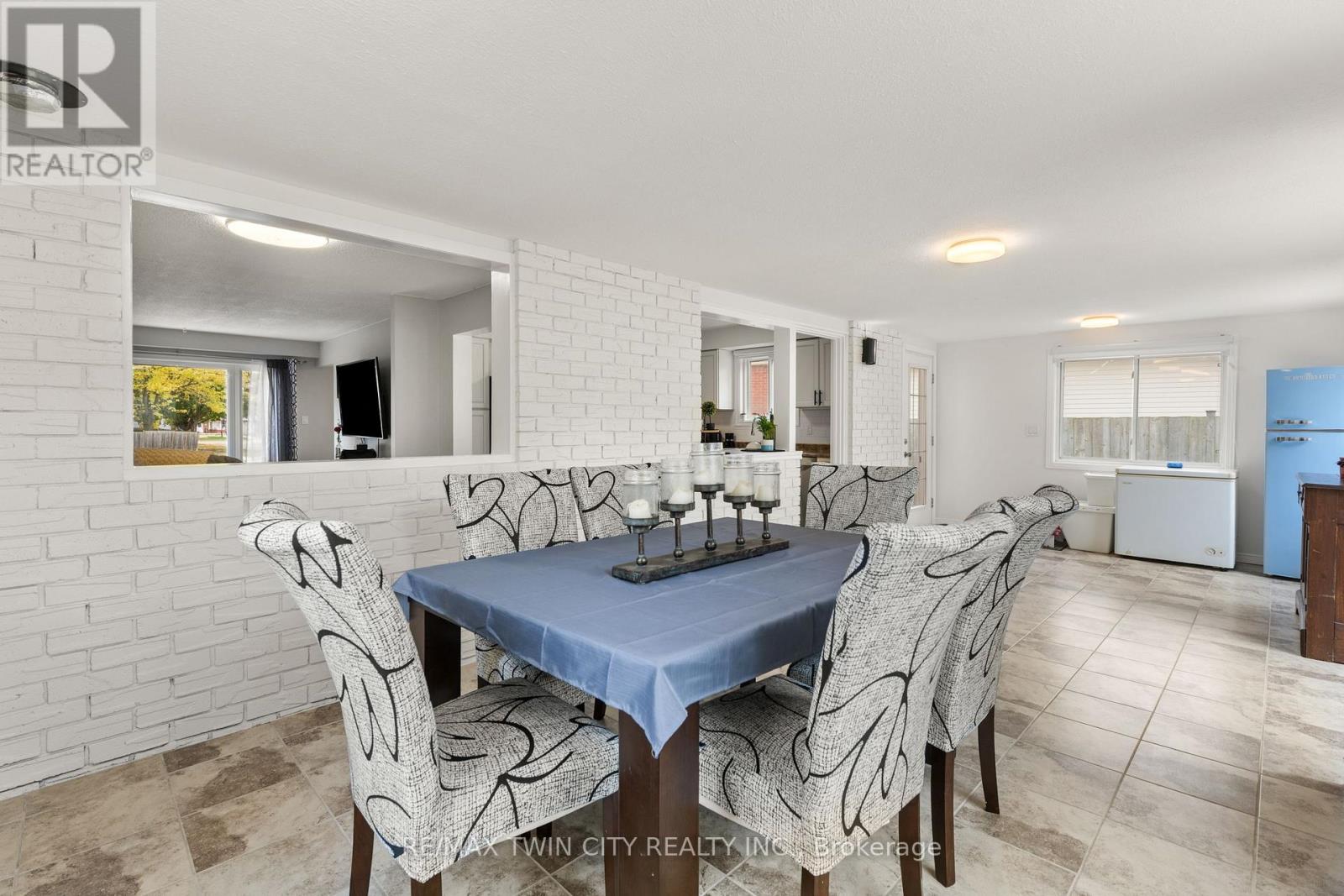 36 Angela Crescent, Cambridge, Ontario  N1S 4B6 - Photo 12 - X13021690