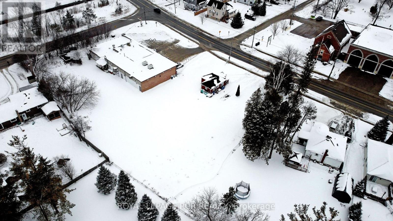 273 Pefferlaw Road, Georgina, Ontario  L0E 1N0 - Photo 7 - N12869646