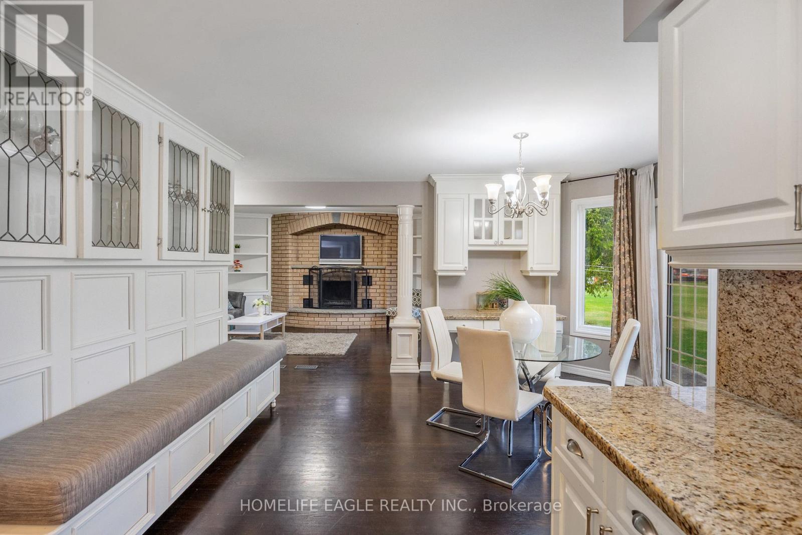 20286 Yonge Street, East Gwillimbury, Ontario  L9N 1B1 - Photo 10 - N13009504