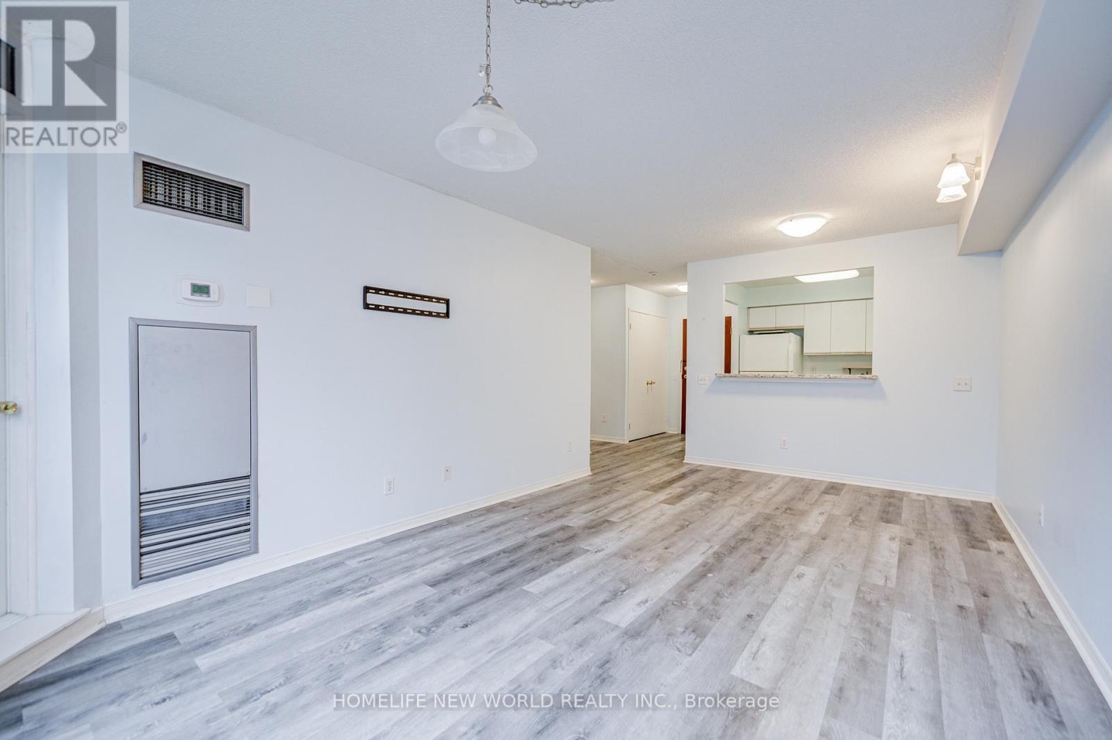 205 - 81 Townsgate Drive, Vaughan, Ontario  L4J 8E6 - Photo 11 - N13010534