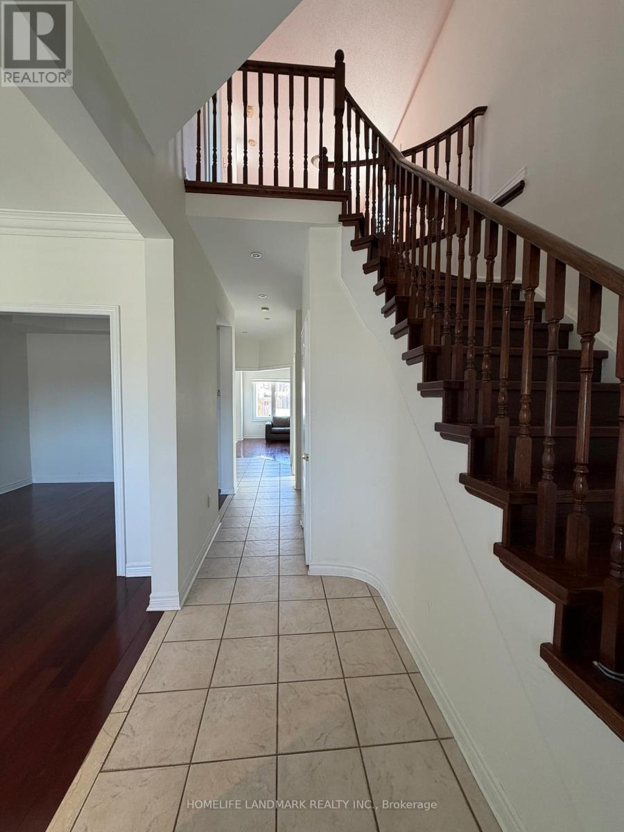 543 South Unionville Avenue, Markham, Ontario  L3R 5G8 - Photo 4 - N12897806