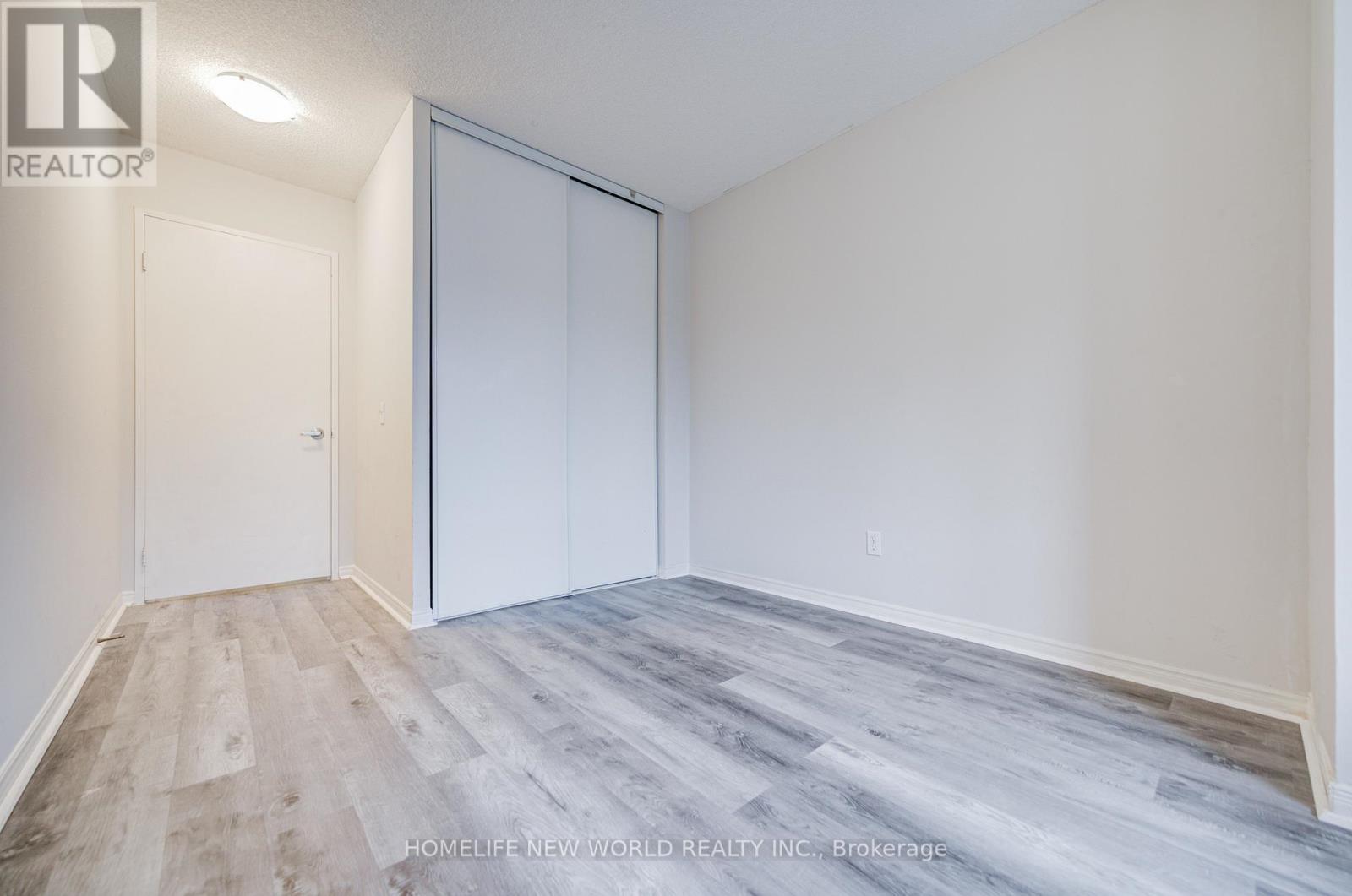 205 - 81 Townsgate Drive, Vaughan, Ontario  L4J 8E6 - Photo 19 - N13010534