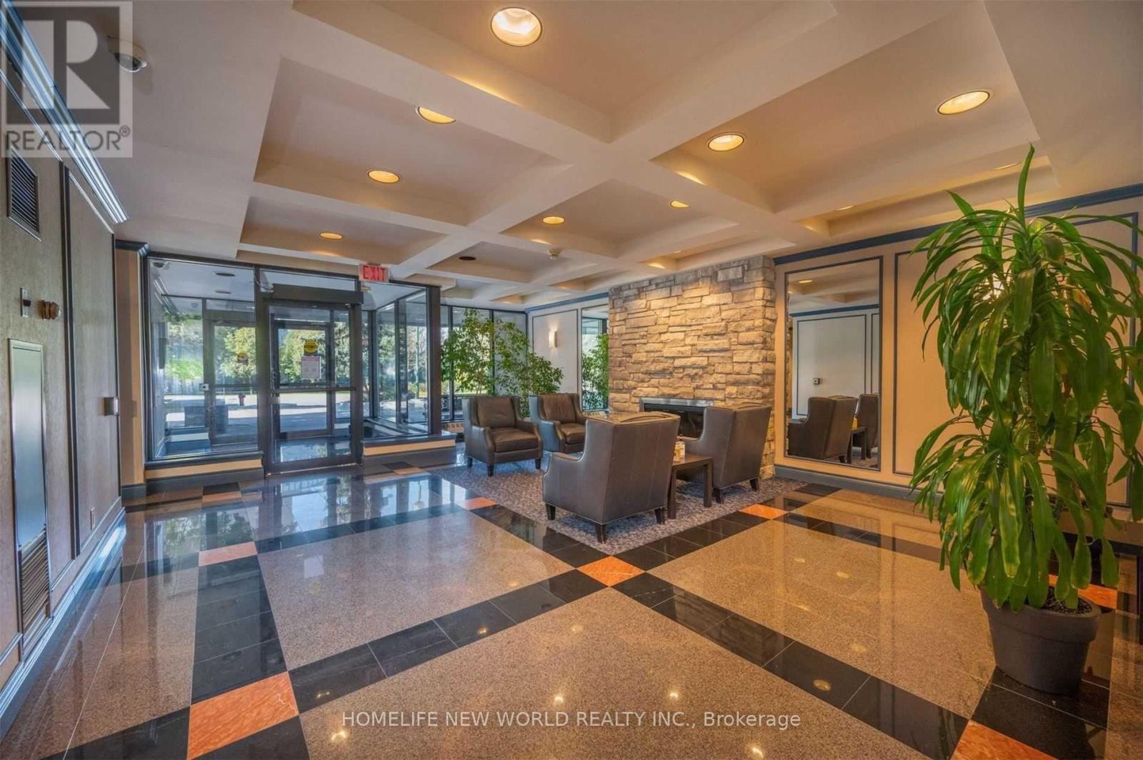 205 - 81 Townsgate Drive, Vaughan, Ontario  L4J 8E6 - Photo 4 - N13010534