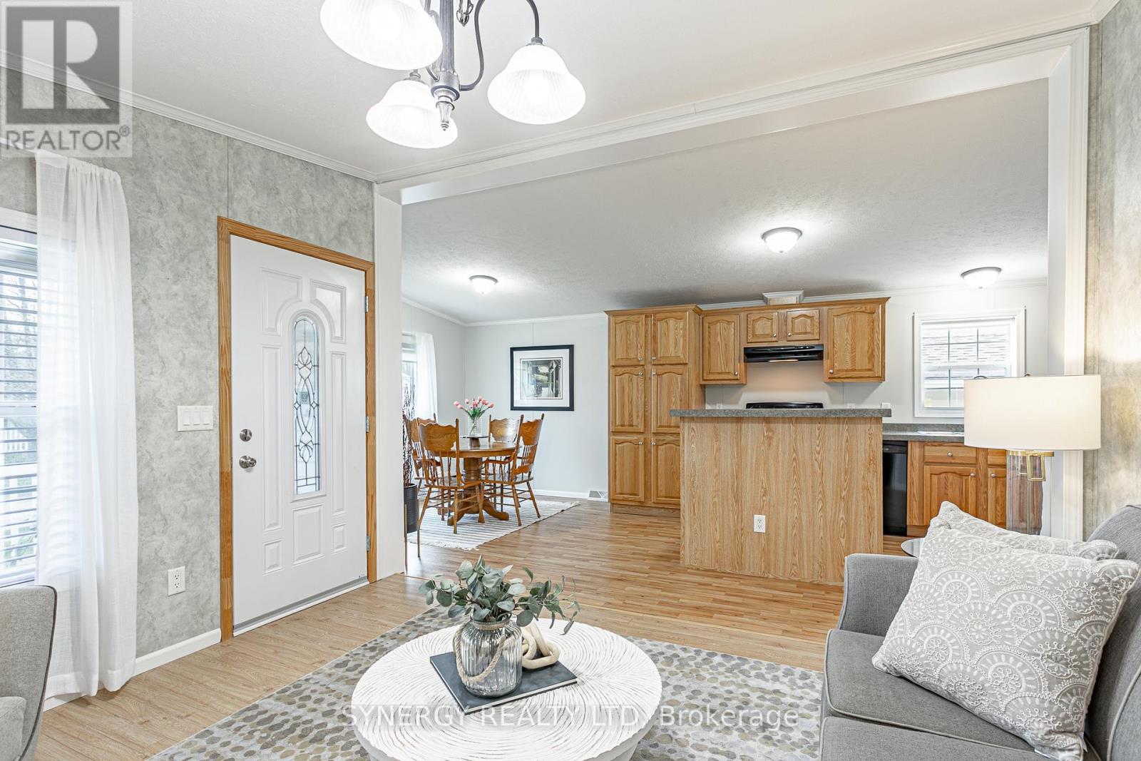 461 Richard Crescent, Strathroy-Caradoc, Ontario  N7G 0C5 - Photo 6 - X12654958