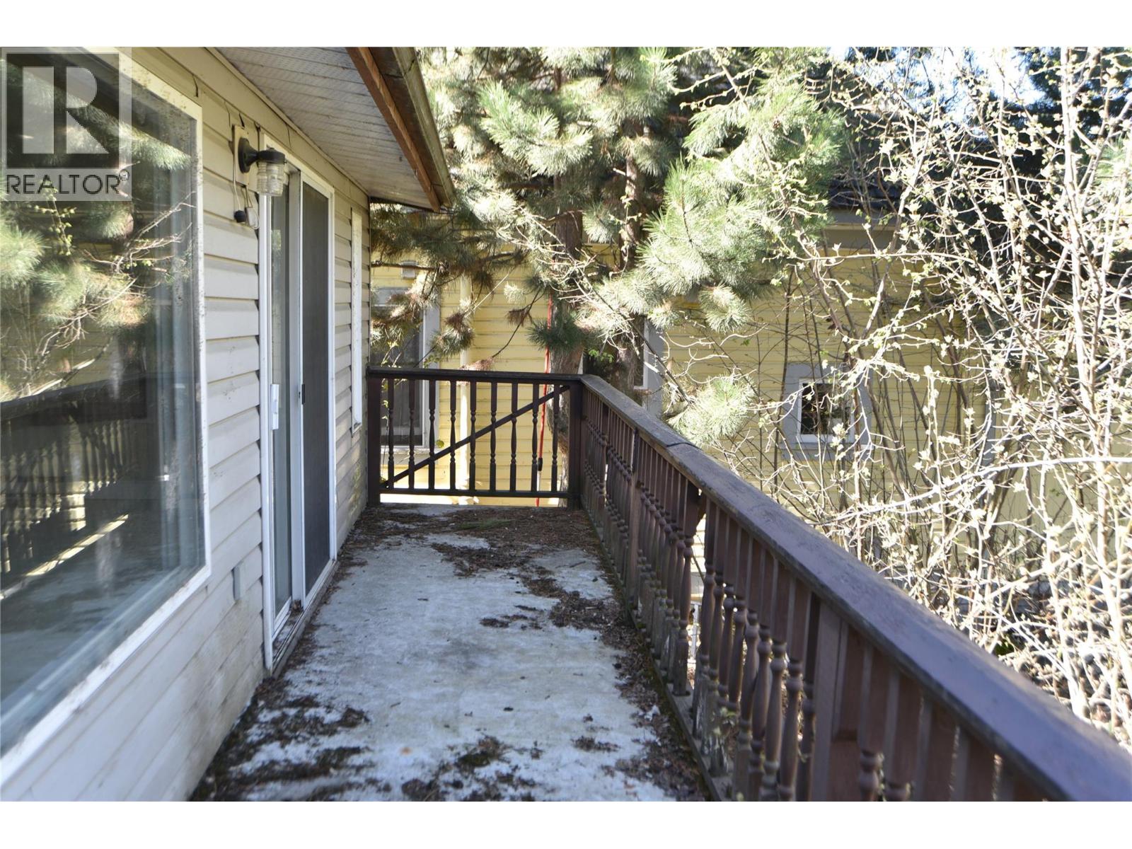 909 Edgewood Avenue, Nelson, British Columbia  V1L 4E1 - Photo 31 - 10383693