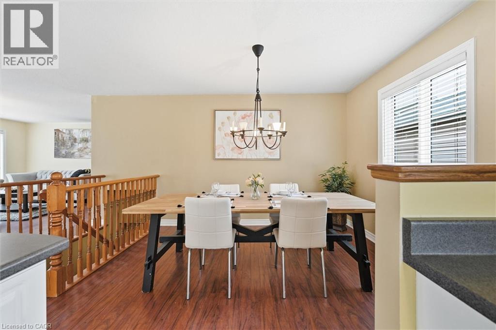 111 Gracehill Crescent, Freelton, Ontario  L8B 1A5 - Photo 6 - 40822602