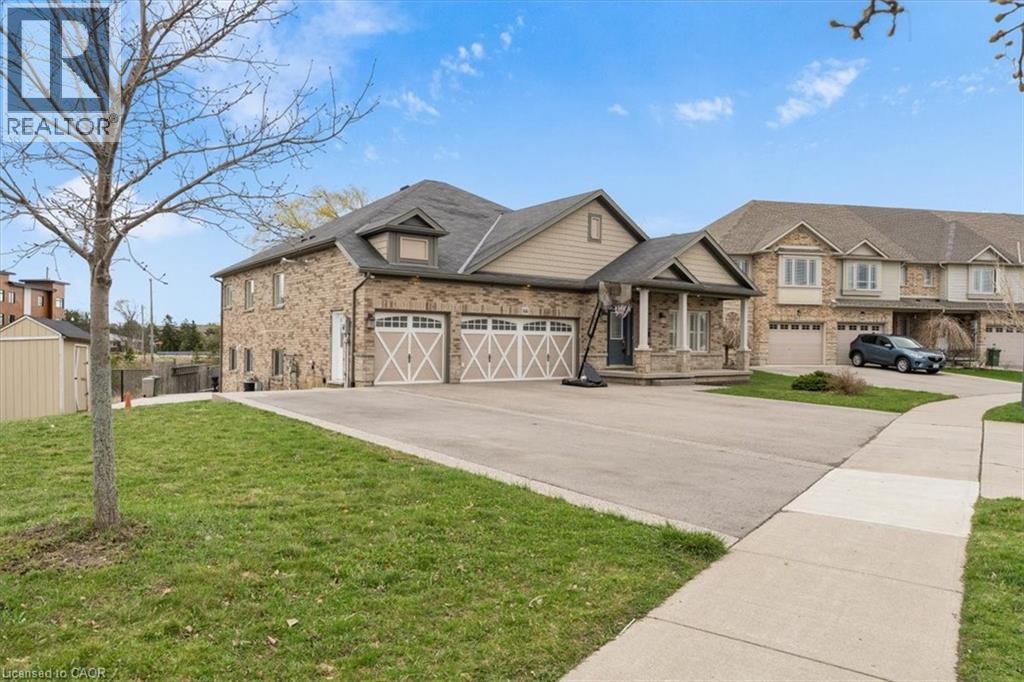 66 MAGNIFICENT Way, Hamilton, Ontario