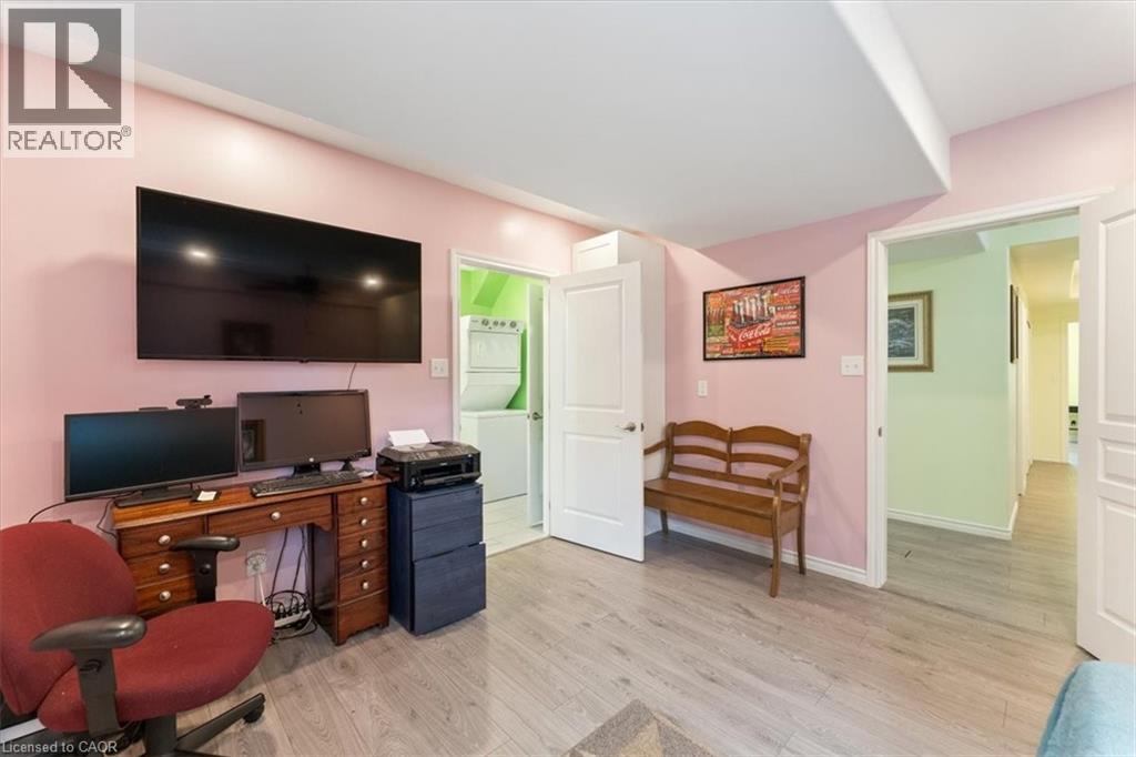 66 Magnificent Way, Hamilton, Ontario  L0R 1C0 - Photo 37 - 40822473