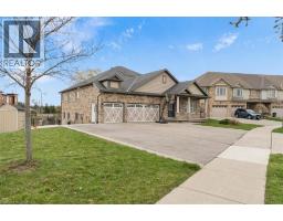 66 MAGNIFICENT Way, Hamilton, Ontario